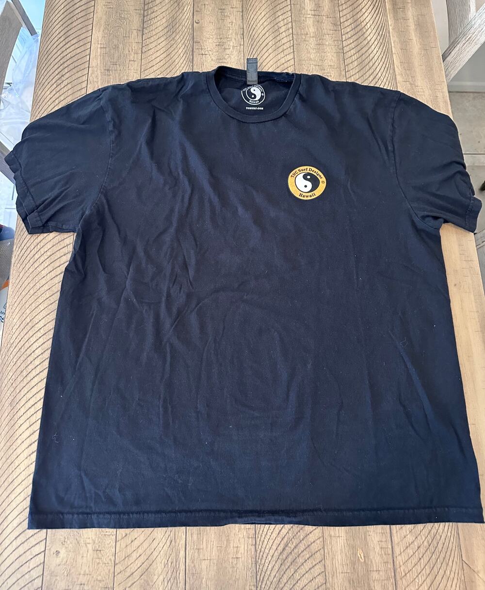 T&C Surf Designs Hawaii T-Shirt Men 2XL Black Raised On Rice Graphic Surf Tee